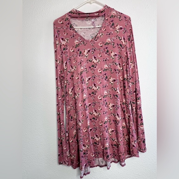 Floral Pink V-Neck Top long sleeve size Xl long sleeve - Picture 2 of 9